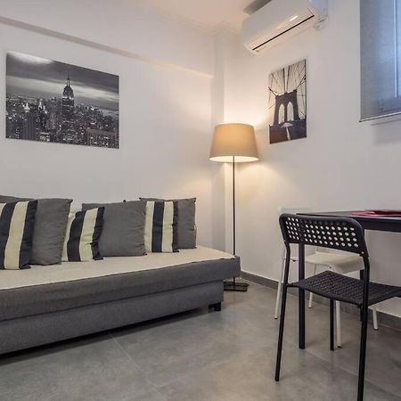 Hilton Area Brand New Comfortable Apartment Atina Dış mekan fotoğraf