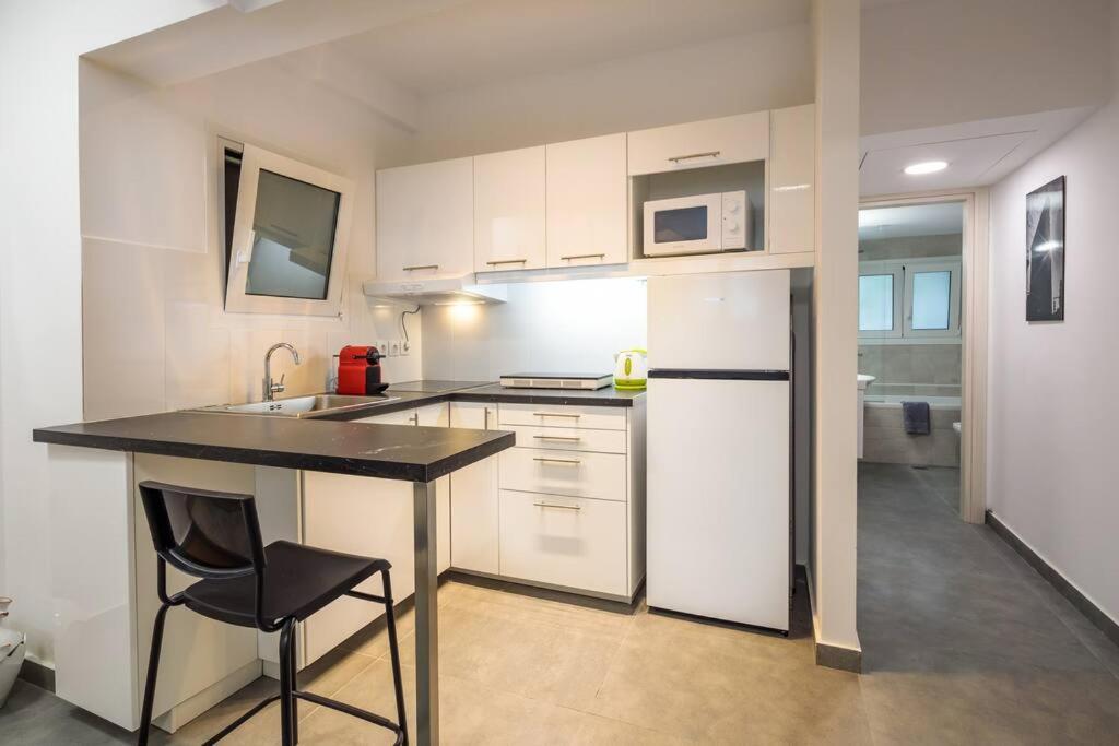 Hilton Area Brand New Comfortable Apartment Atina Dış mekan fotoğraf